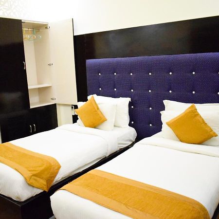 Hotel Pearl Blue Agra  Ngoại thất bức ảnh