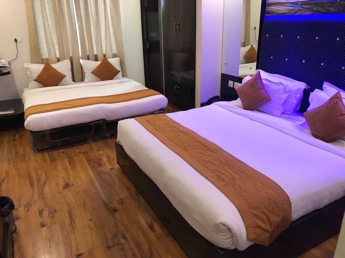Hotel Pearl Blue Agra  Ngoại thất bức ảnh