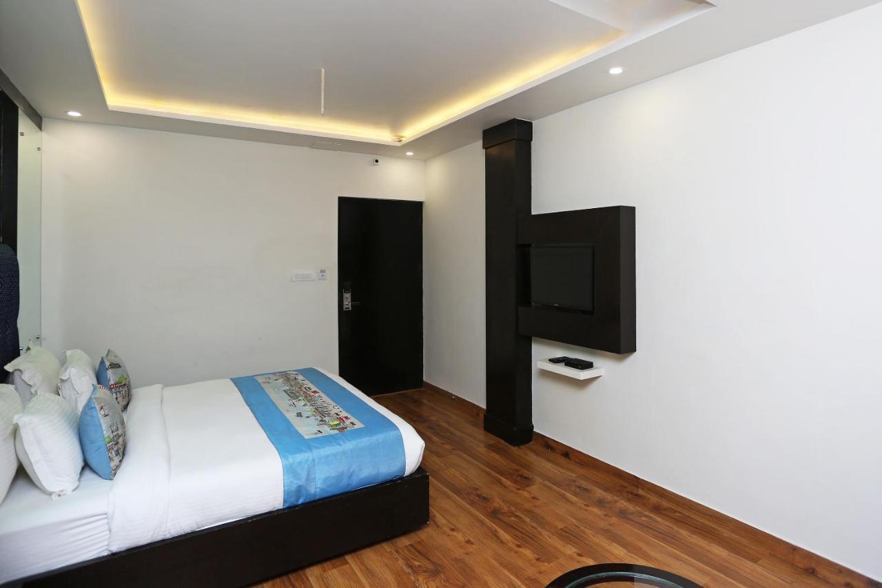 Hotel Pearl Blue Agra  Ngoại thất bức ảnh