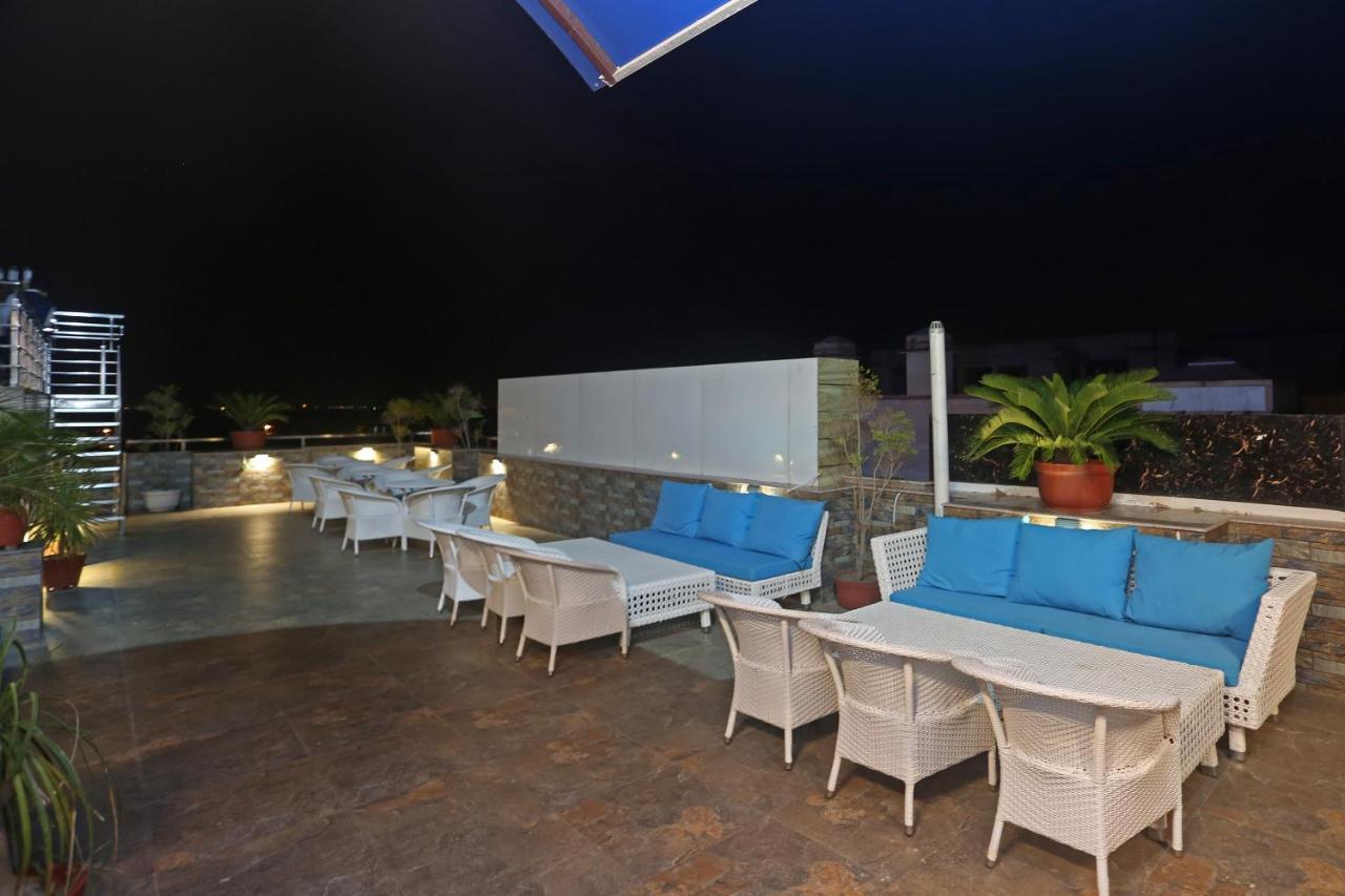 Hotel Pearl Blue Agra  Ngoại thất bức ảnh